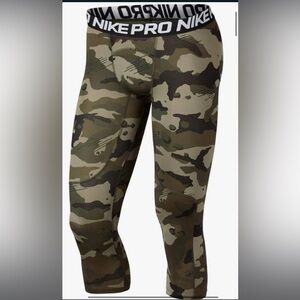 Men’s Nike Pro 3/4 Length Camo Training Tights Dri-Fit